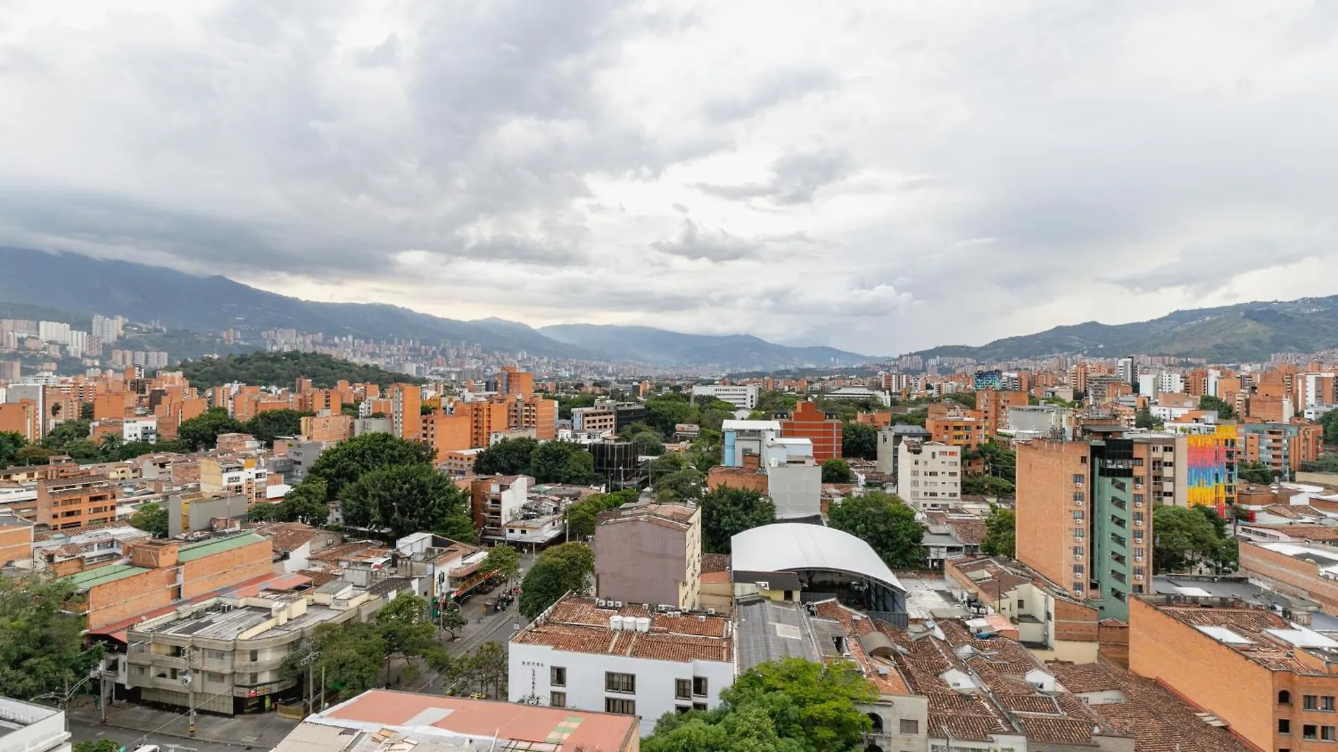 Laureles Cozy Diamond In The Sky-Stunning Views Apartment Medellin Colombia