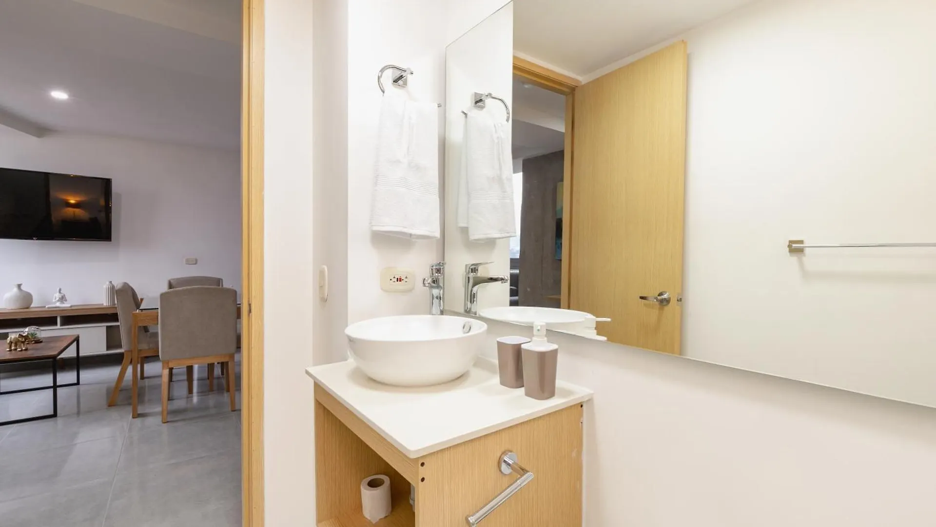 Laureles Cozy Diamond In The Sky-Stunning Views Apartment Medellin 0*,