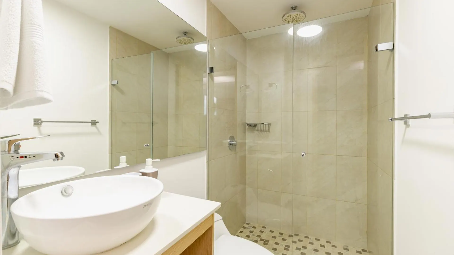 Laureles Cozy Diamond In The Sky-Stunning Views Apartment Medellin