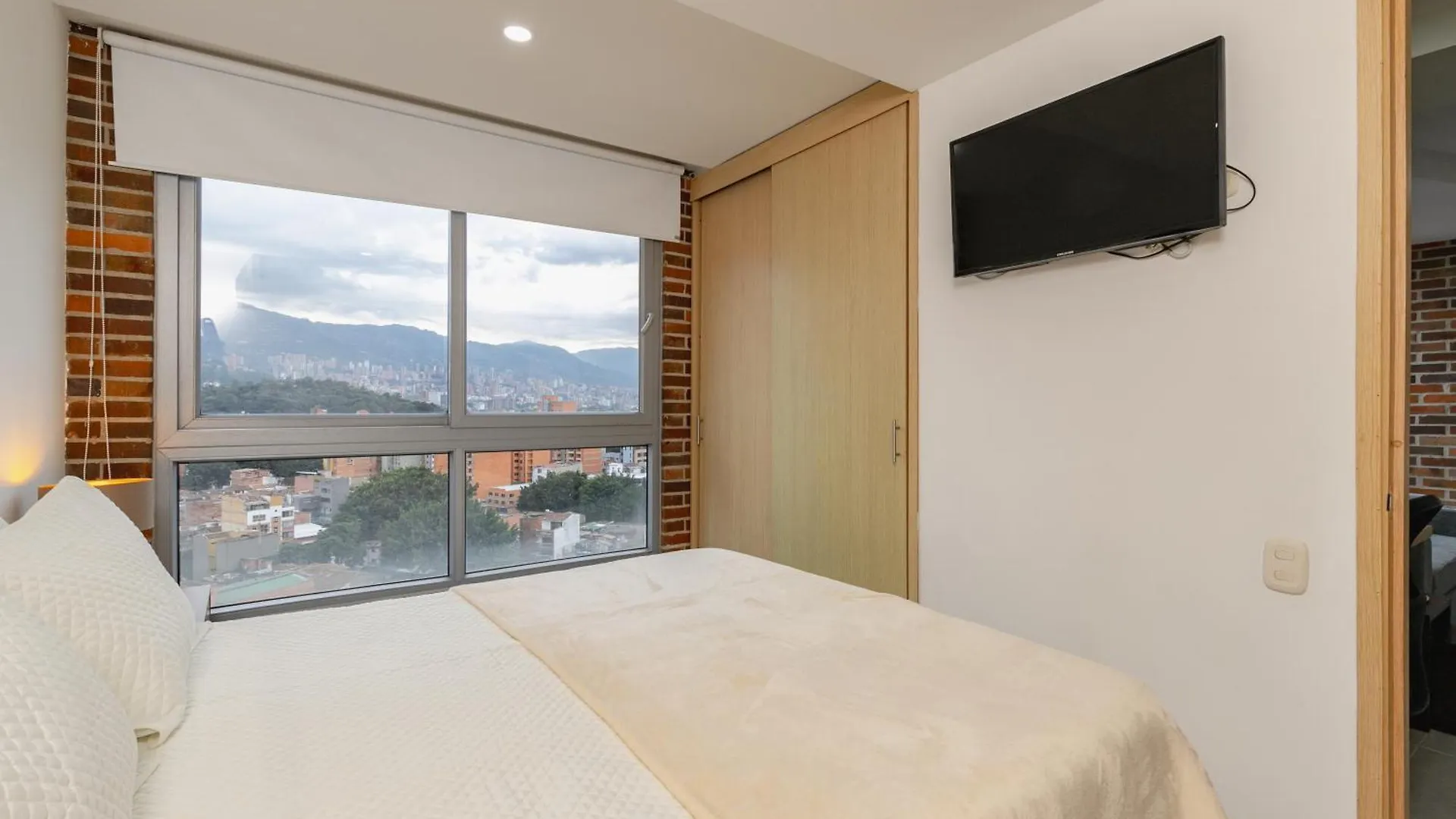 Laureles Cozy Diamond In The Sky-Stunning Views Apartment Medellin