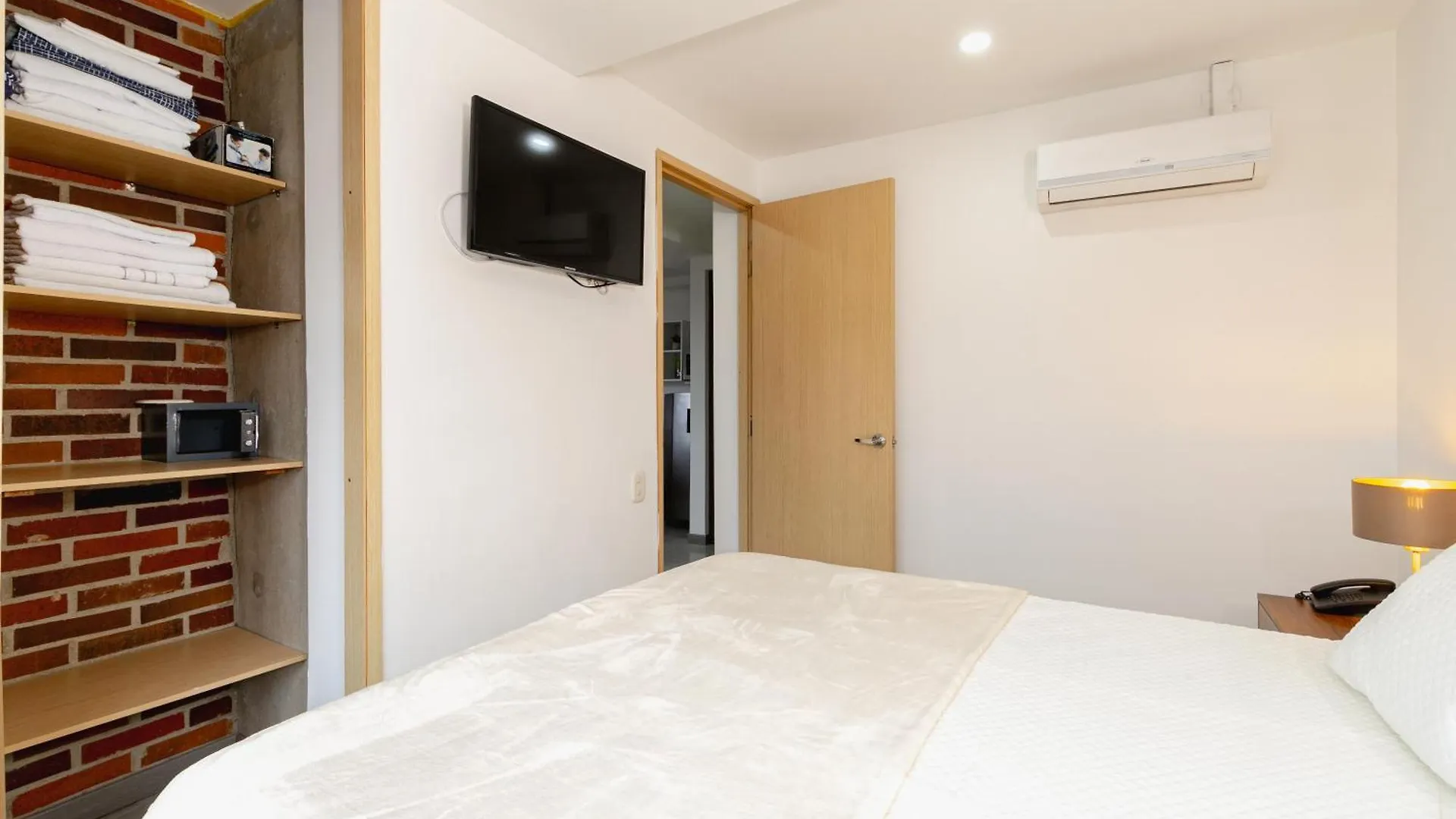 Laureles Cozy Diamond In The Sky-Stunning Views Apartment Medellin
